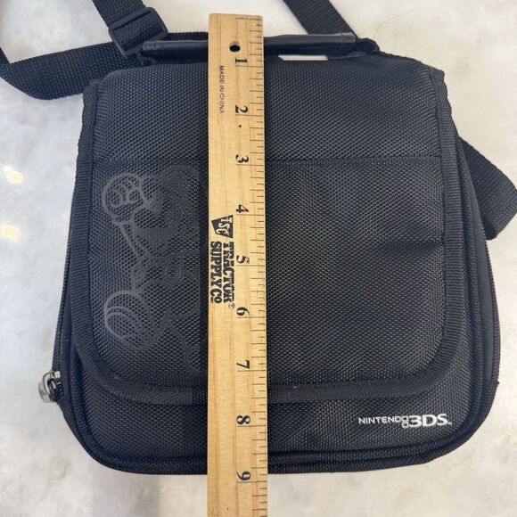 Nintendo 3DS Super Mario Black Universal Transporter Case - Picture 10 of 16